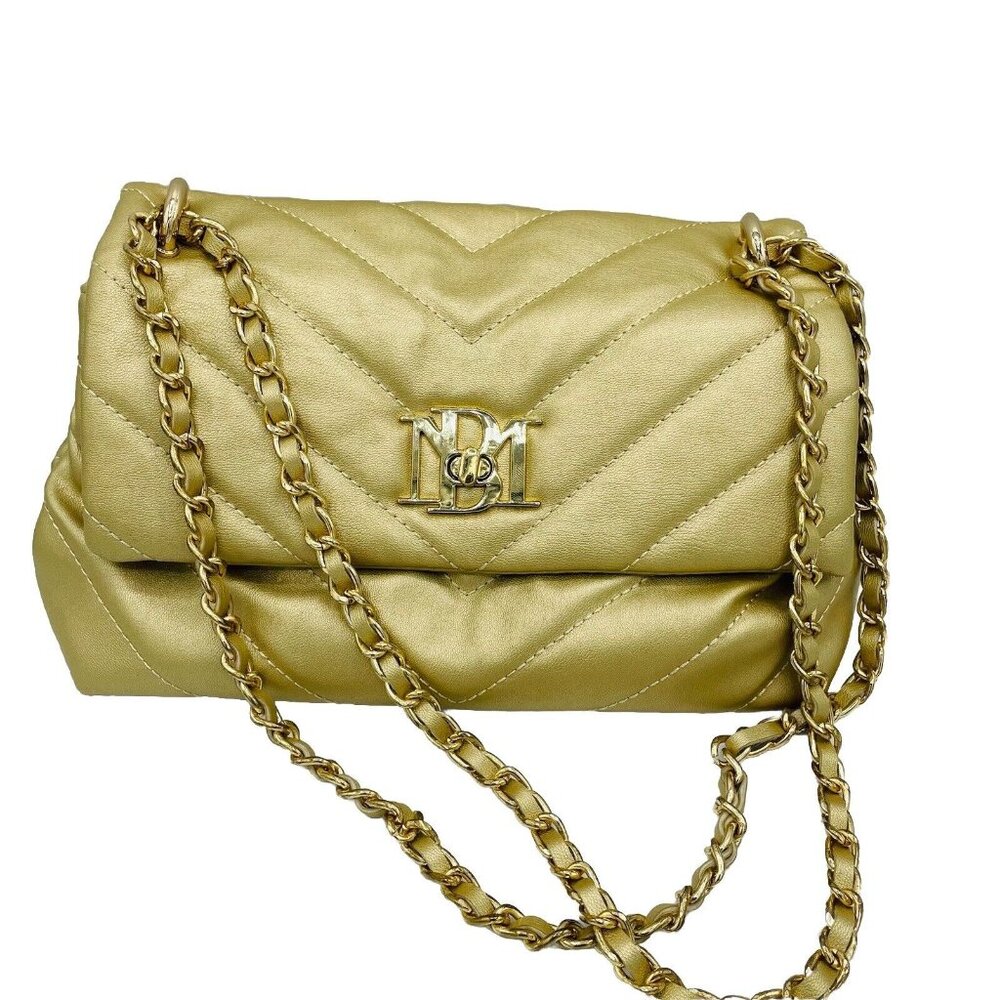 Badgley Mischka Purse Womens Gold Handbag Shoulder Bag Carry Wallet Chain Quilt